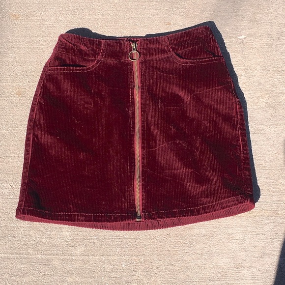MUDD RED ZIP UP COURDROY MINI SKIRT - Picture 1 of 5